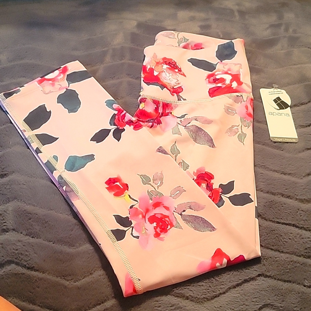 Apana leggings